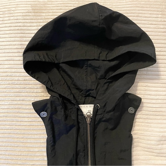 Veronica Beard Hoodie Dickey Jacket Insert Black Size 00-14 - Picture 2 of 6